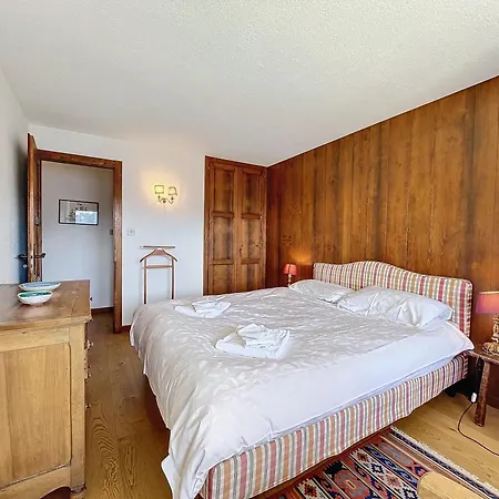 Royal 6 * וורבייה